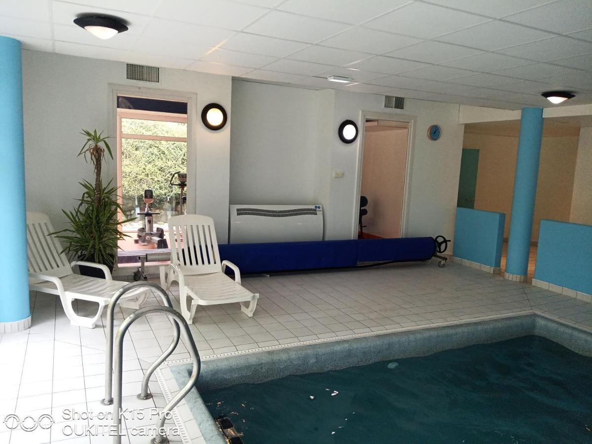 Aparthotel Le Roi du Sundgau près de la Horse - Mooslargue Esterno foto