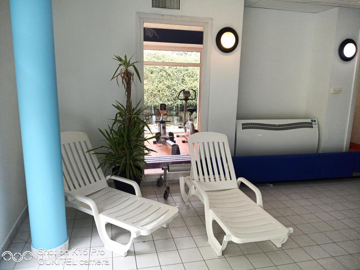 Aparthotel Le Roi du Sundgau près de la Horse - Mooslargue Esterno foto