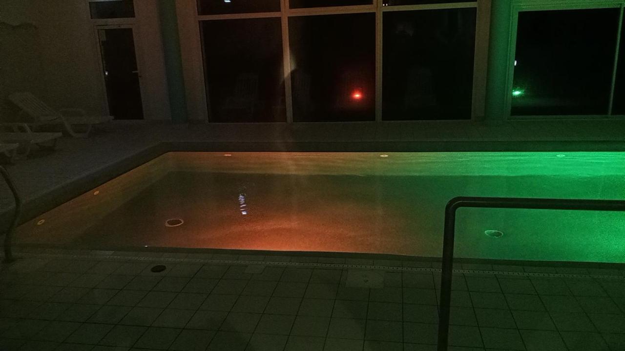 Aparthotel Le Roi du Sundgau près de la Horse - Mooslargue Esterno foto