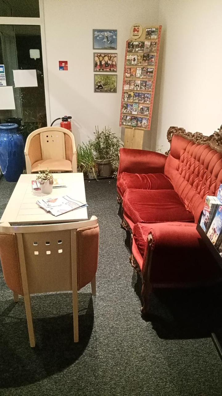 Aparthotel Le Roi du Sundgau près de la Horse - Mooslargue Esterno foto